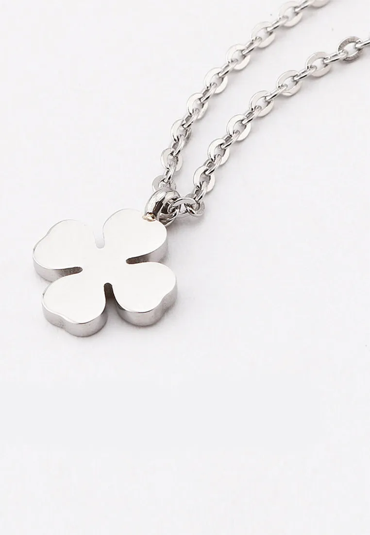 Destiny Dainty Four Leaf Clover Necklace