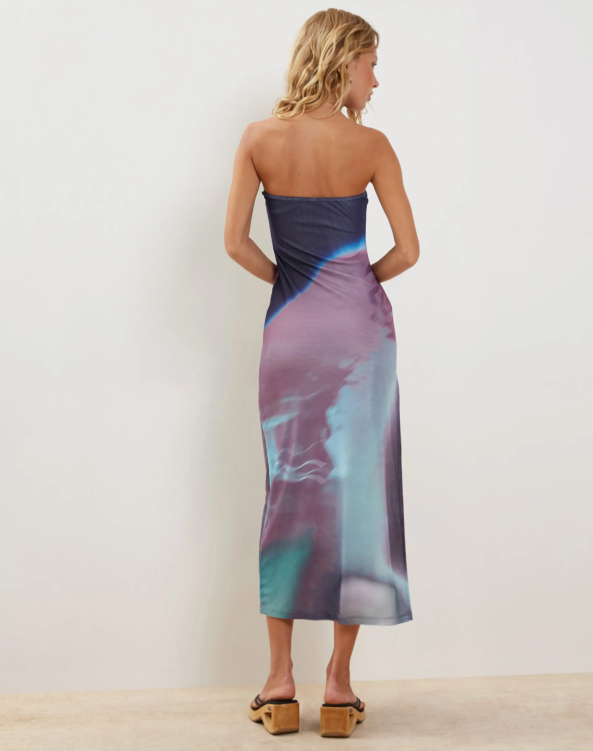 Givanda Bandeau Maxi Dress in Pink Digi Gradient Print