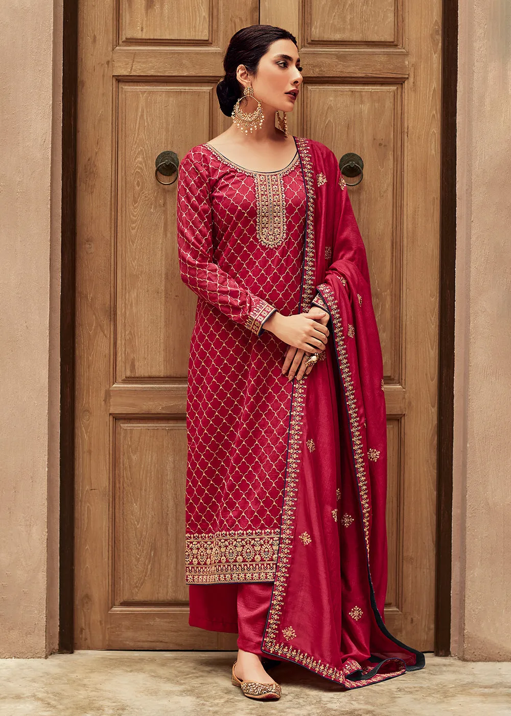 Premium Silk Pink & Gold Embroidered Indian Salwar Kameez